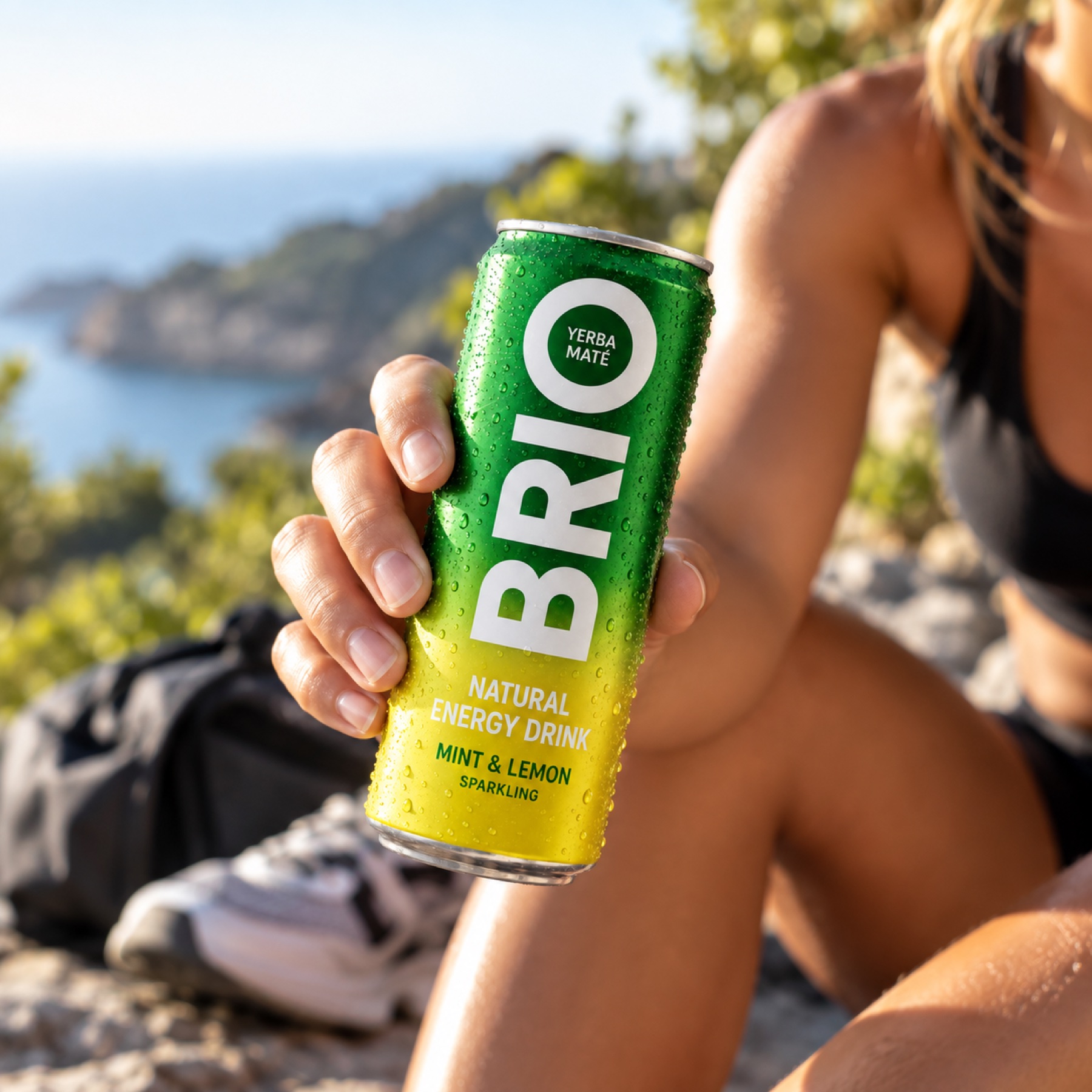 Canette BRIO menthe et citron dans une scène lifestyle