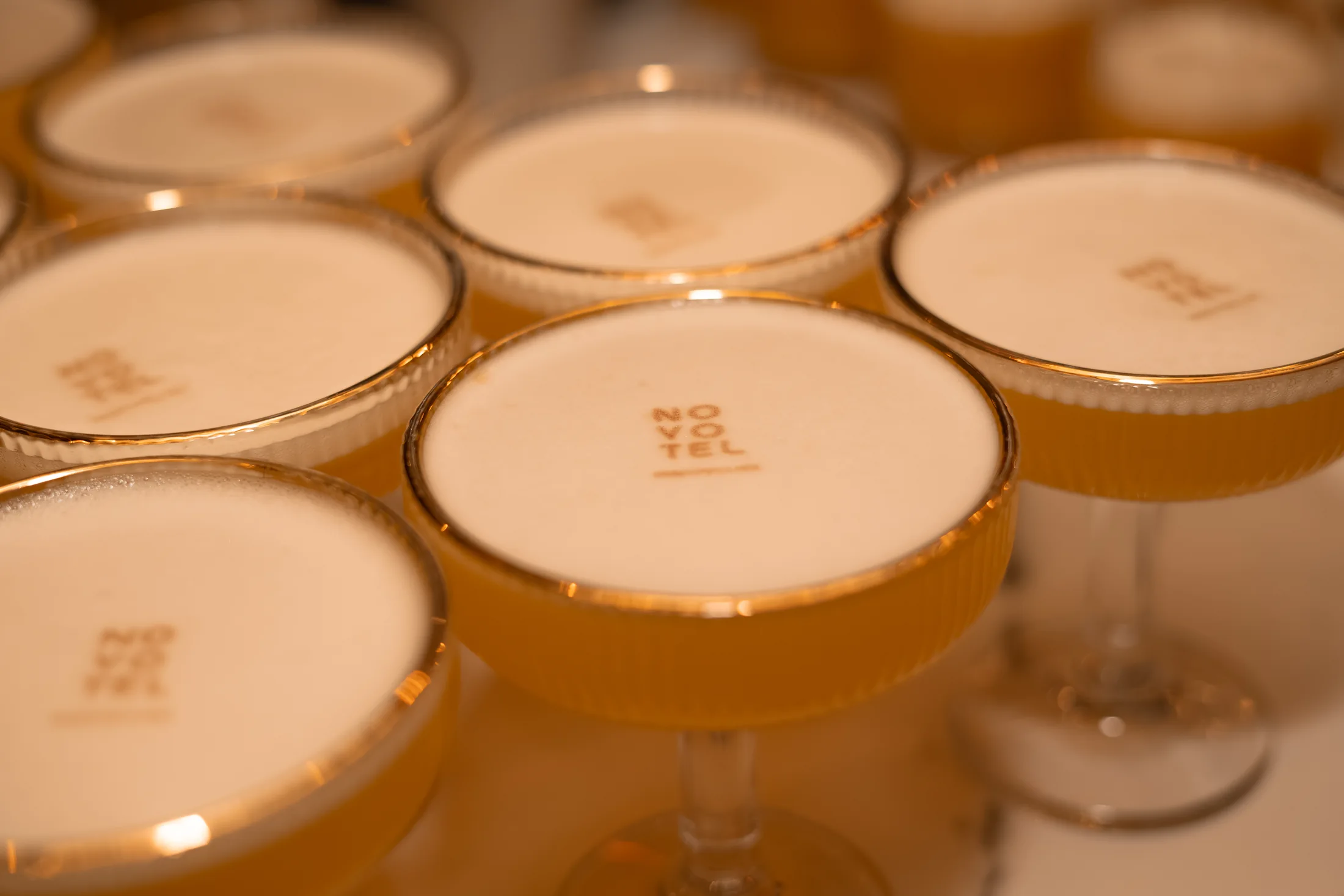Cocktails servis pendant l’événement Novotel Montpellier